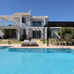 Carreta By Posarellivillas Halikounas