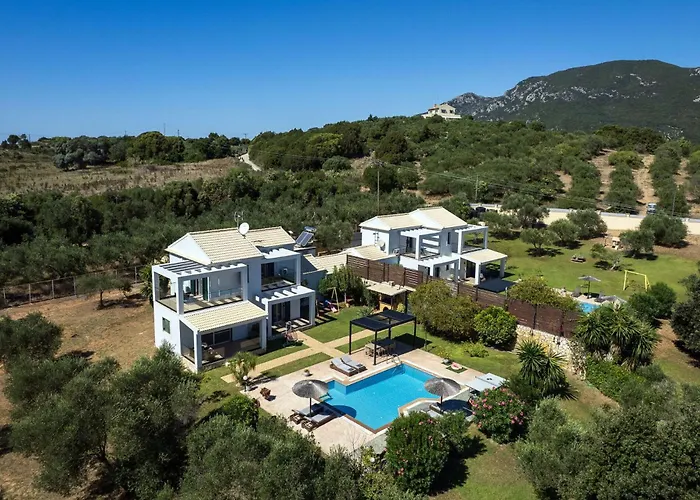 Carreta By Posarellivillas * Halikounas