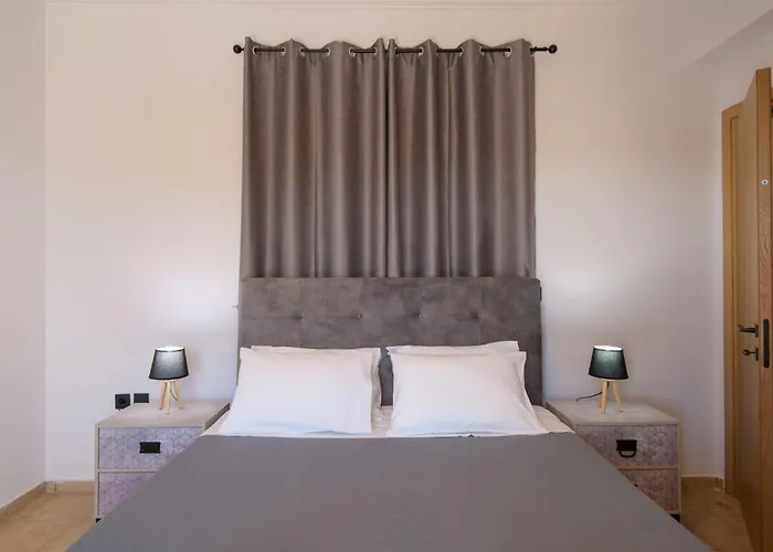 Villa Carreta By Posarellivillas